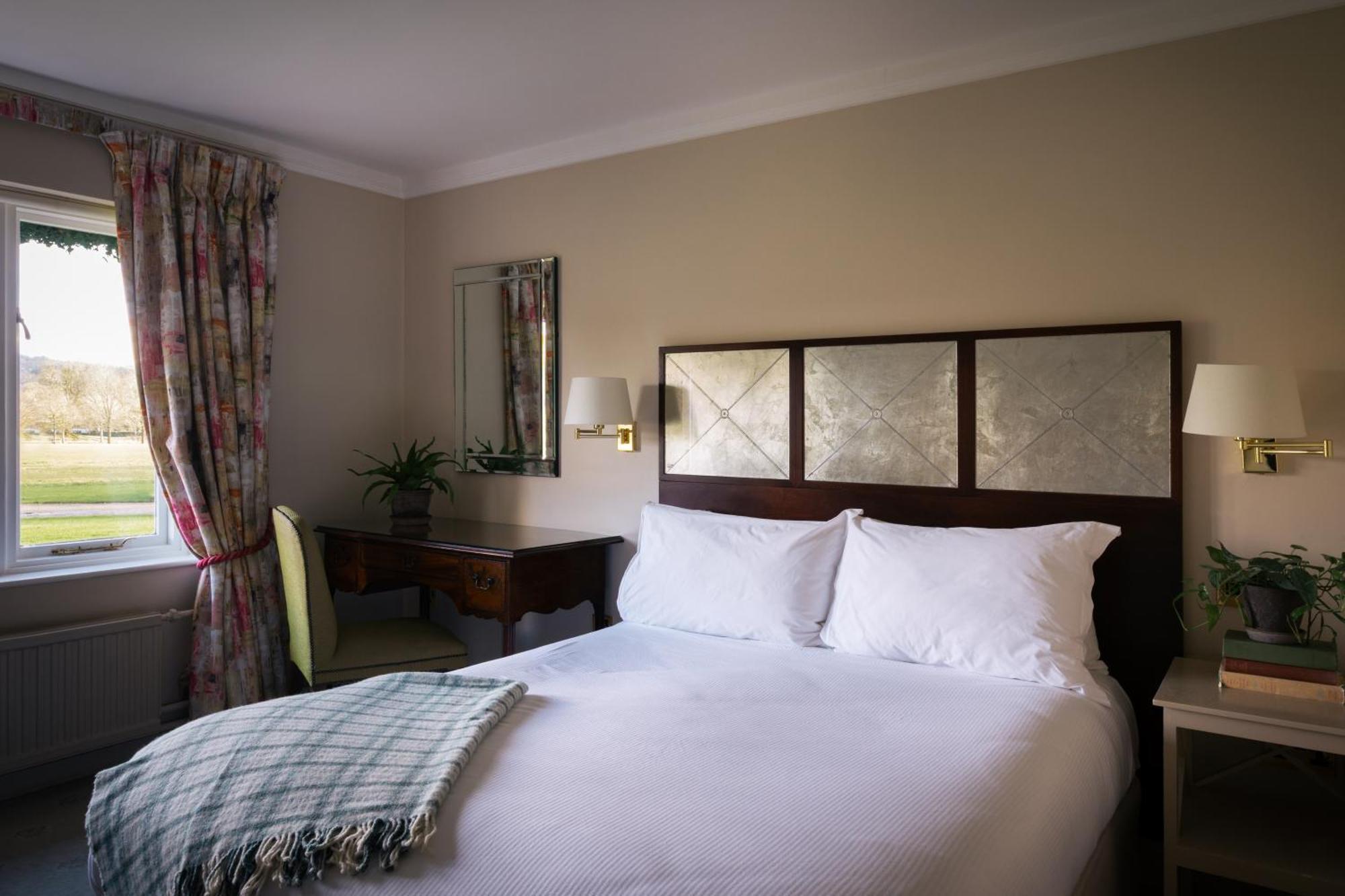 The Devonshire Arms Hotel At Bolton Abbey Exteriör bild